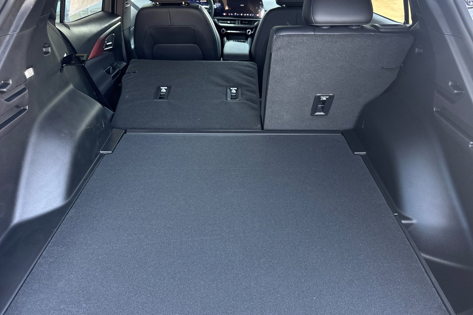 New 2025 Chevrolet Equinox EV RS image 15