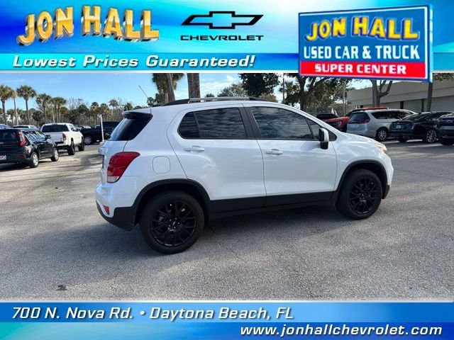 Used 2022 Chevrolet Trax LT w/ Driver Confidence Package image 13