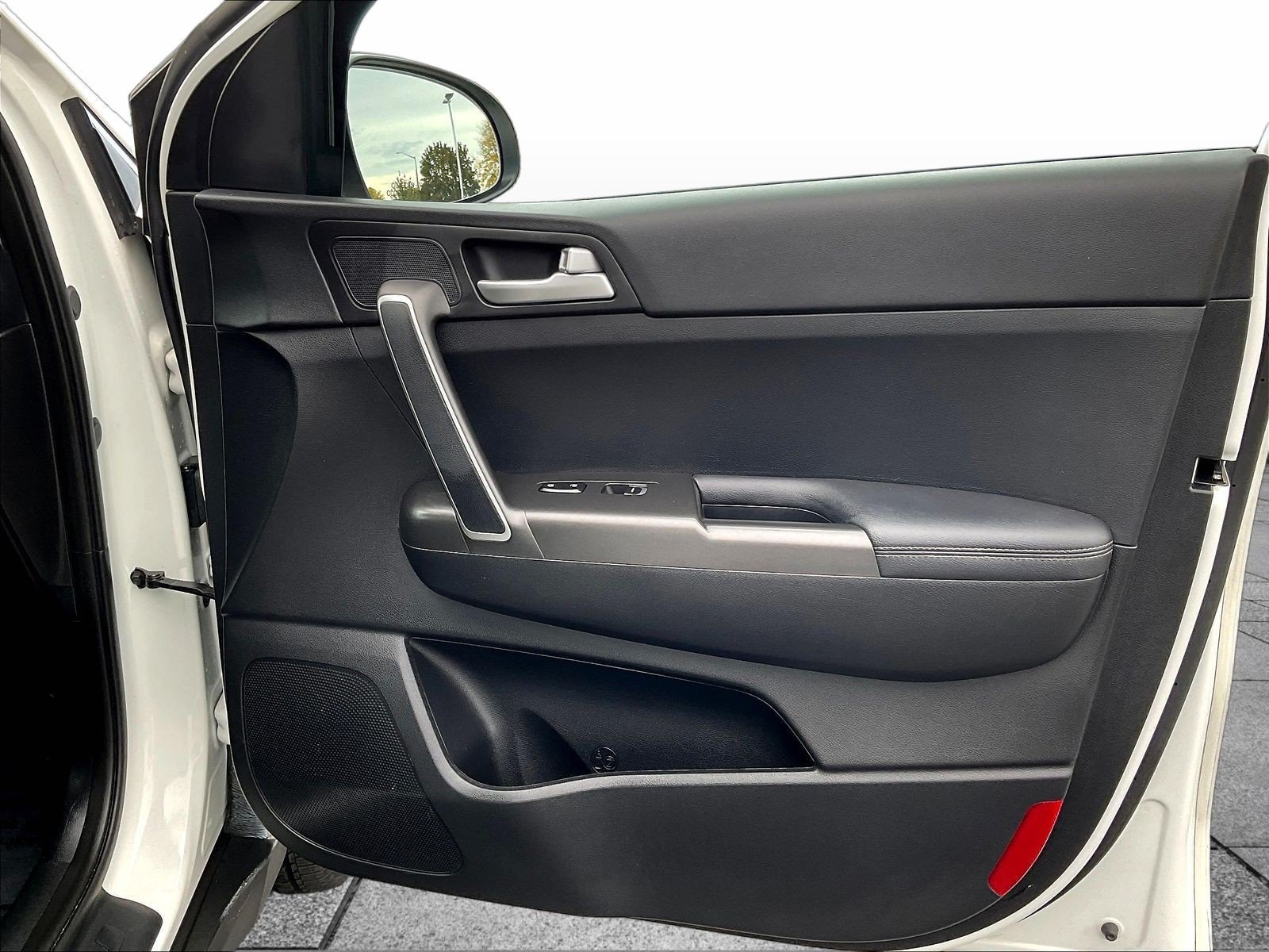 Used 2020 Kia Sportage LX AWD/4WD image 30