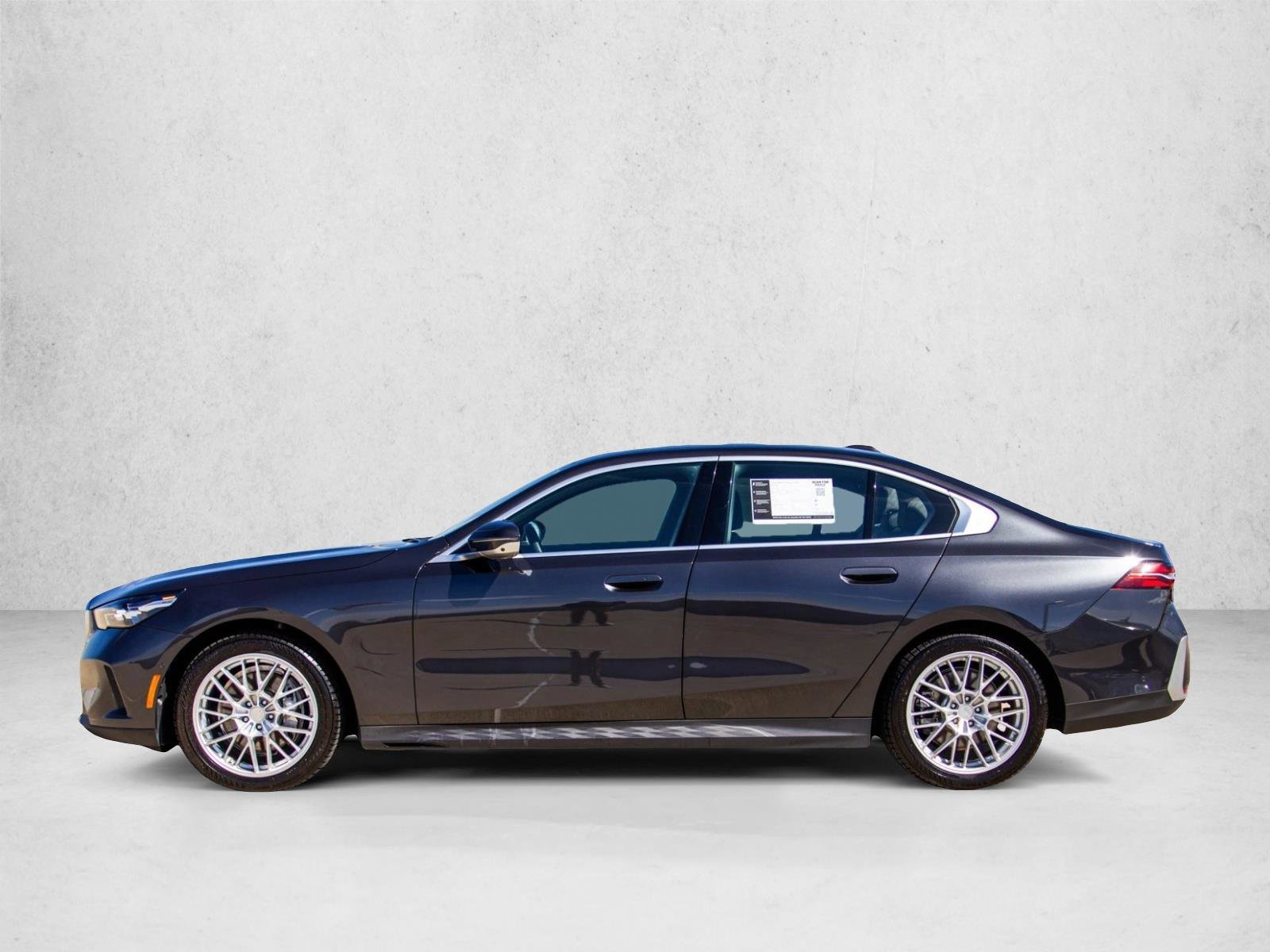 Used 2024 BMW 540i xDrive w/ Premium Package AWD/4WD image 8