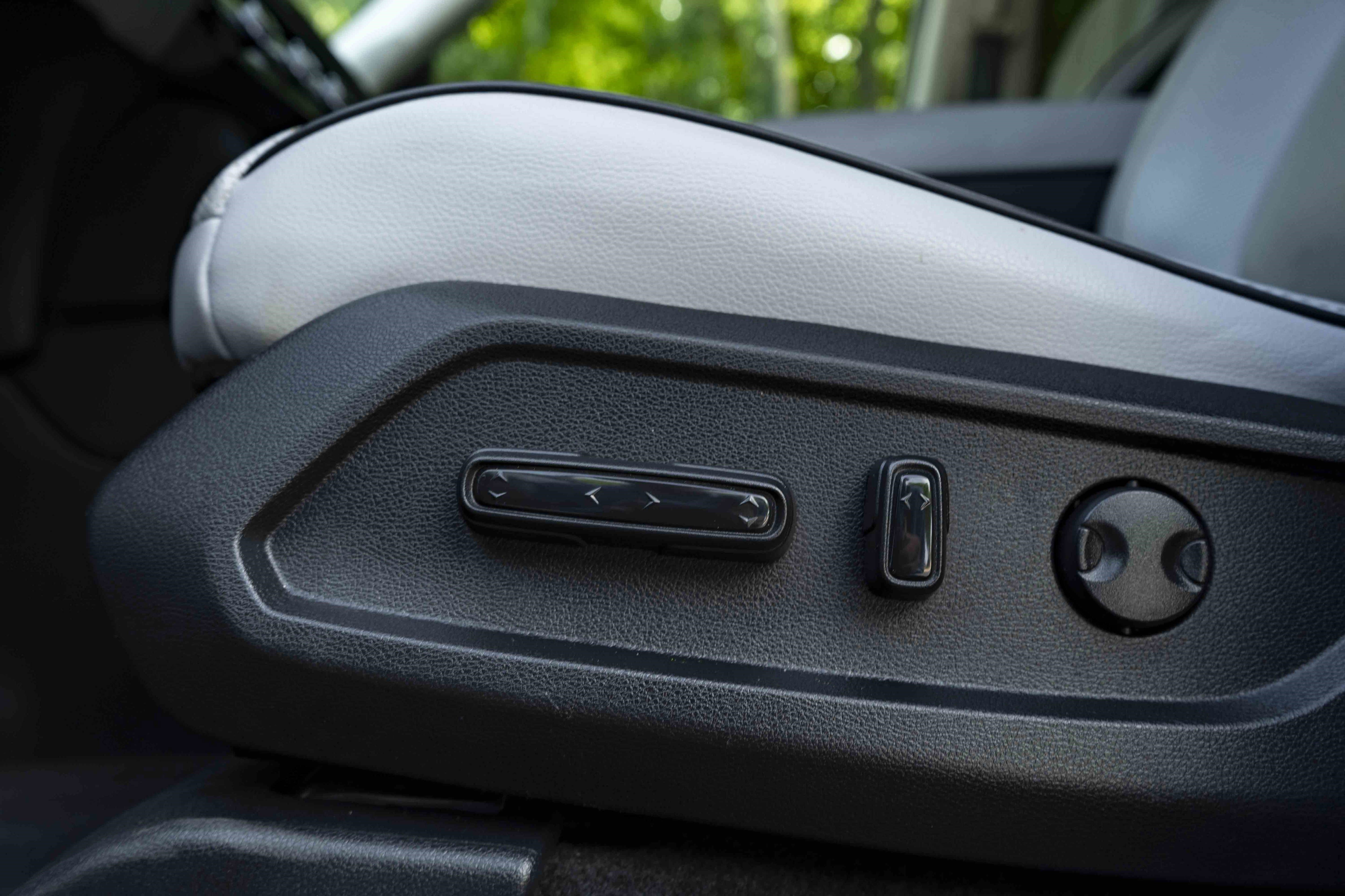 Used 2024 Honda Pilot Elite image 42