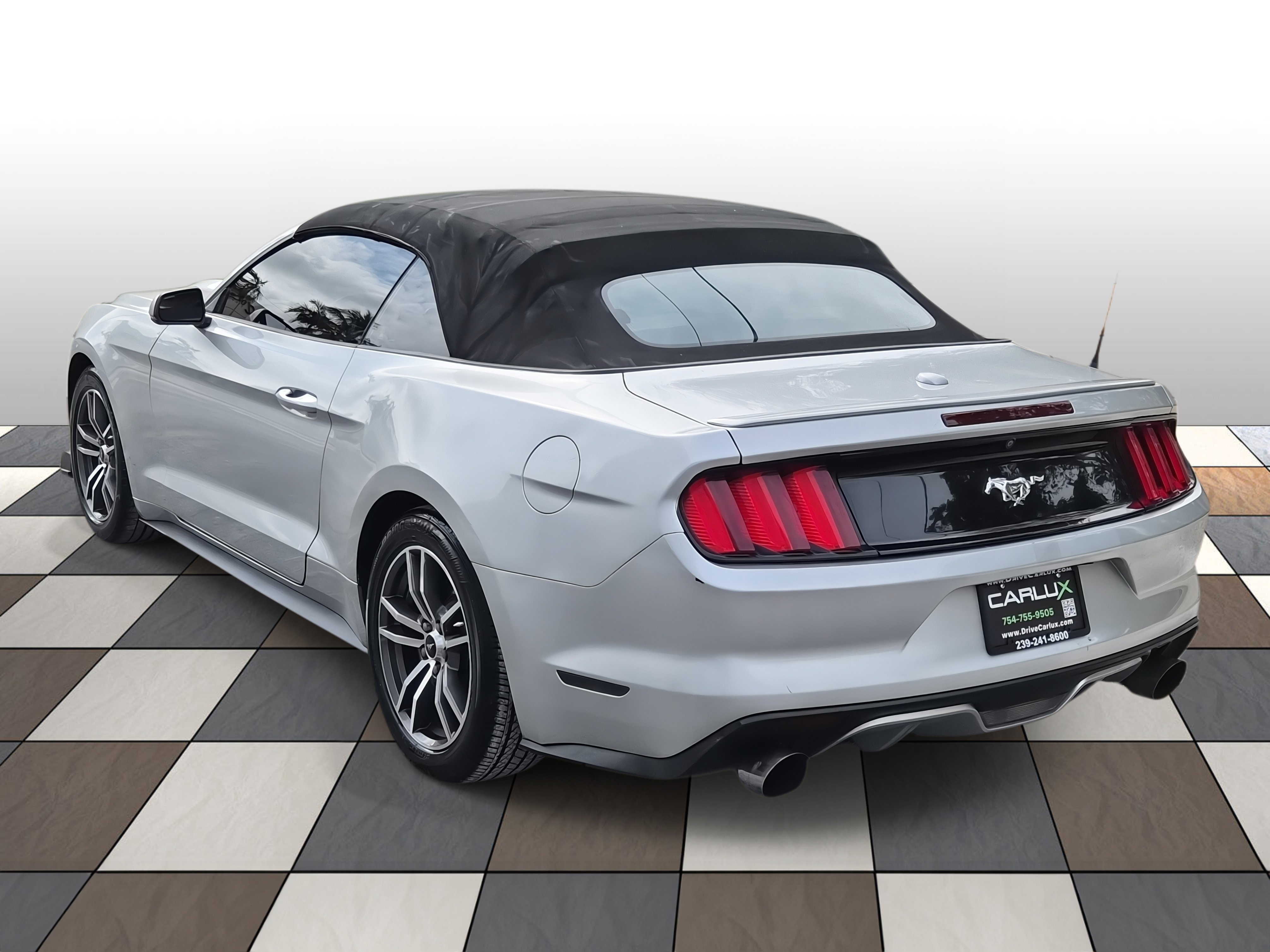 Used 2017 Ford Mustang Premium image 6