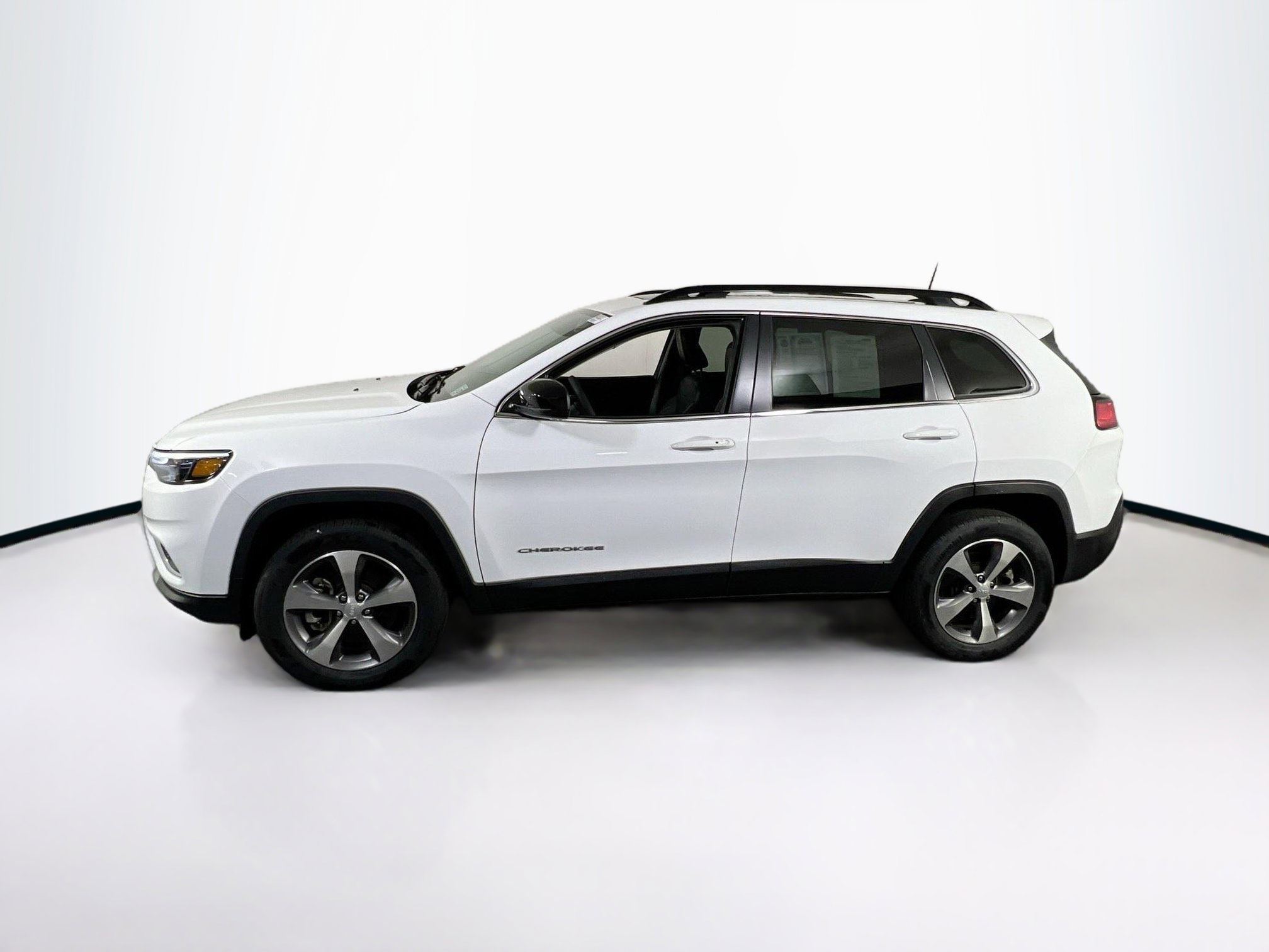 Used 2022 Jeep Cherokee Limited w/ Mopar Interior Package image 8