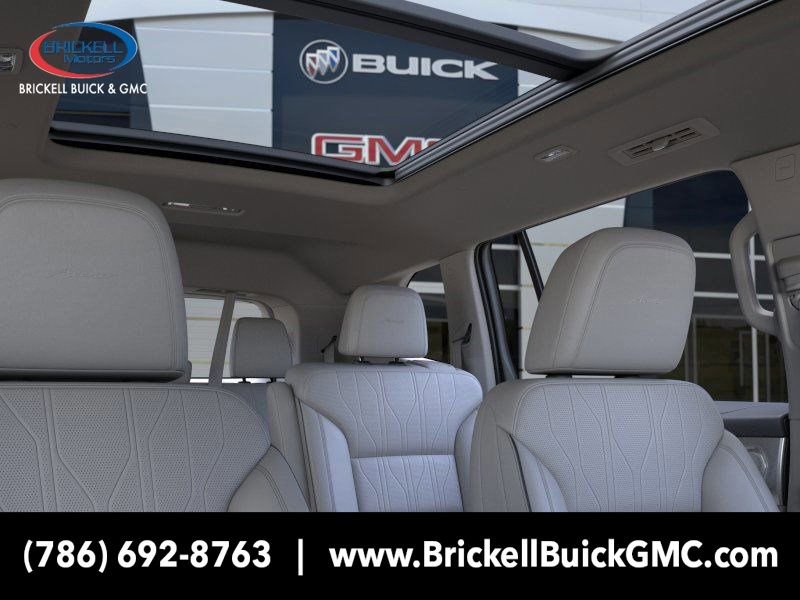 New 2025 Buick Enclave Avenir FWD image 24