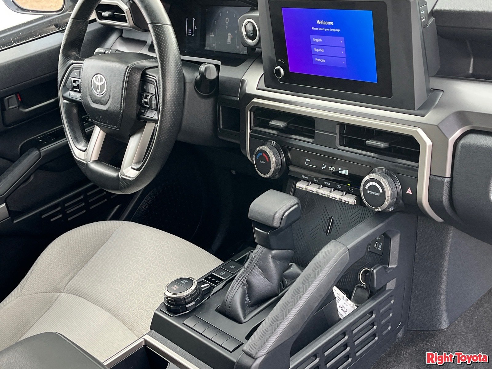 Certified 2025 Toyota 4Runner SR5 AWD/4WD image 13