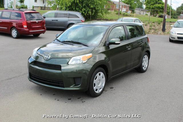 Used 2012 Scion xD image 1