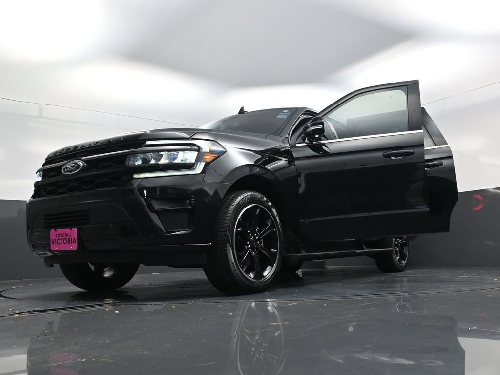 Used 2024 Ford Expedition Max Limited image 29