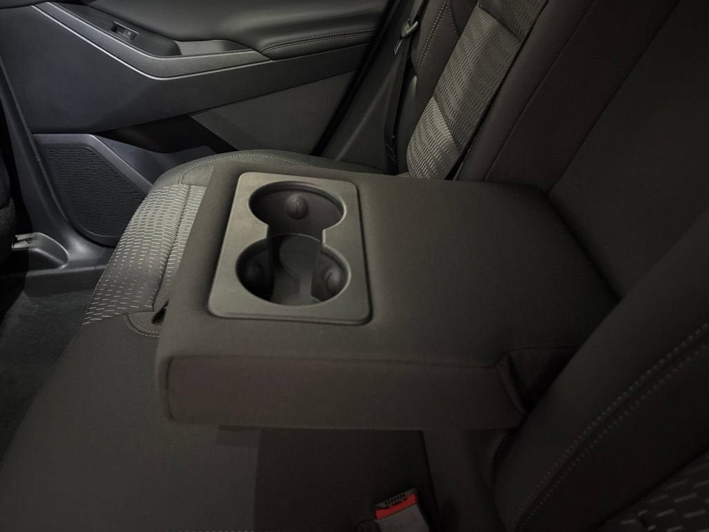 New 2027 Chevrolet Equinox LT w/ Safety and Technology Package AWD/4WD image 31