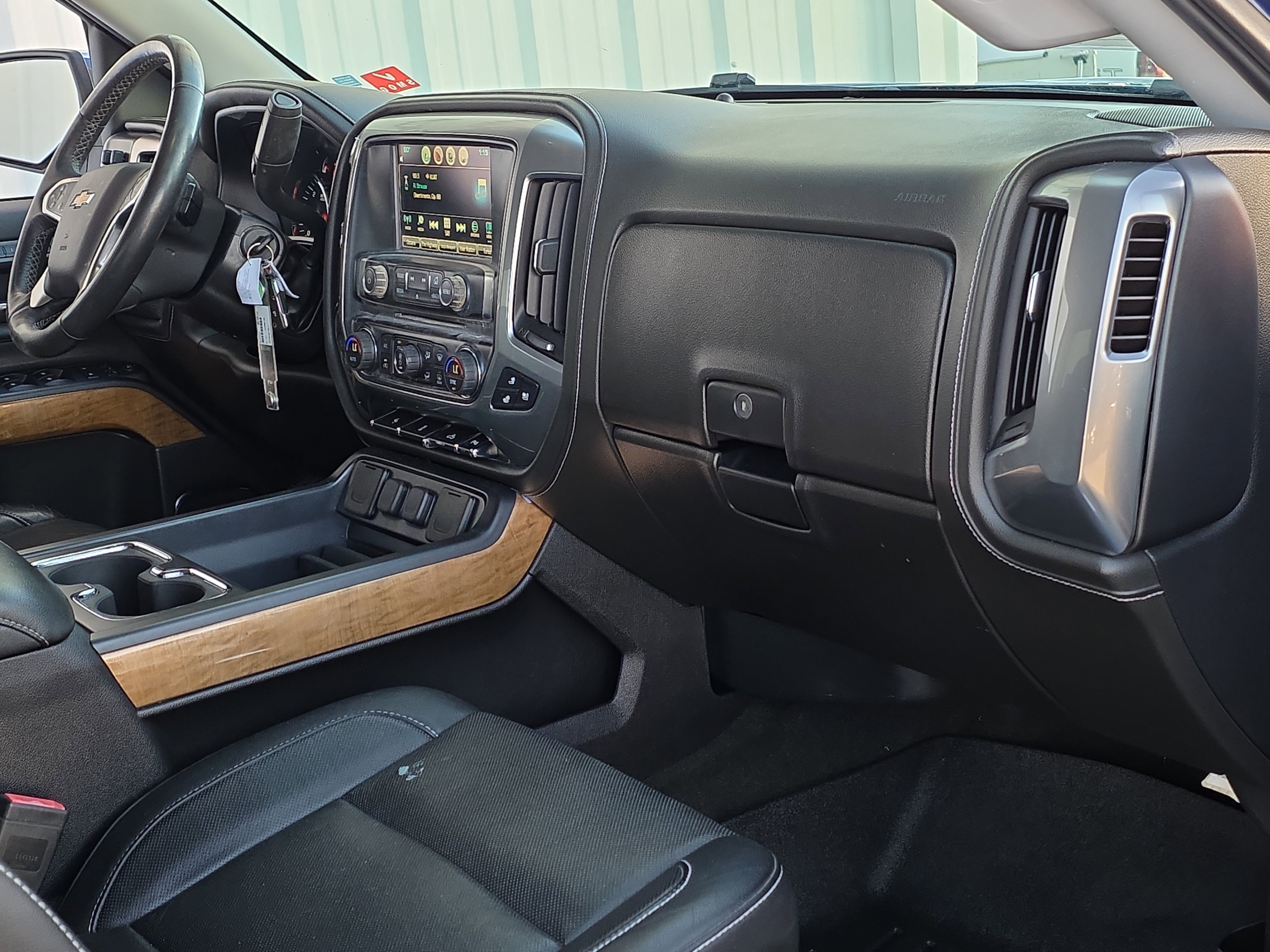 Used 2016 Chevrolet Silverado 1500 LTZ w/ LTZ Plus Package image 31