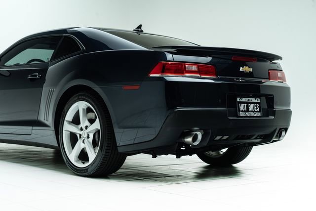 Used 2015 Chevrolet Camaro SS w/ Rear Vision Package image 19