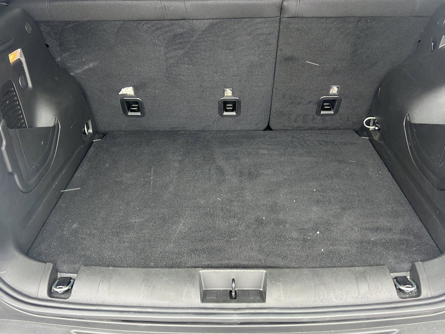 Used 2022 Jeep Renegade Latitude AWD/4WD image 9