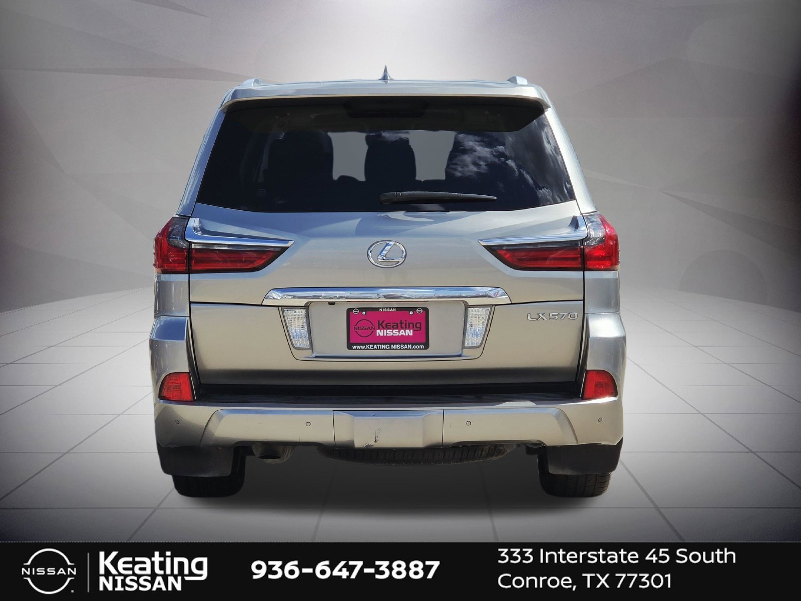 Used 2017 Lexus LX 570 4WD w/ Luxury Package image 7