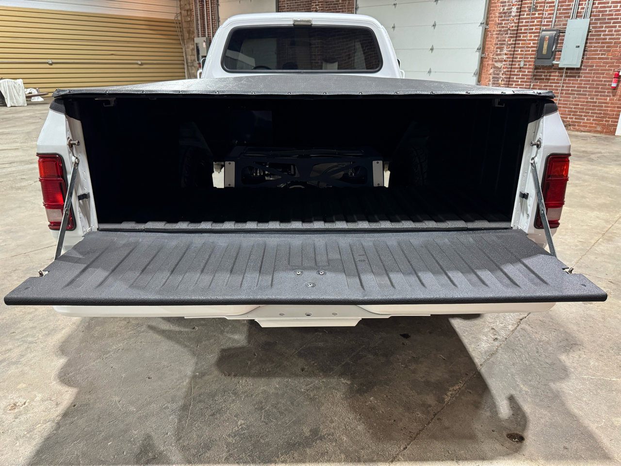 Used 1993 Dodge D/W Truck 350 image 30