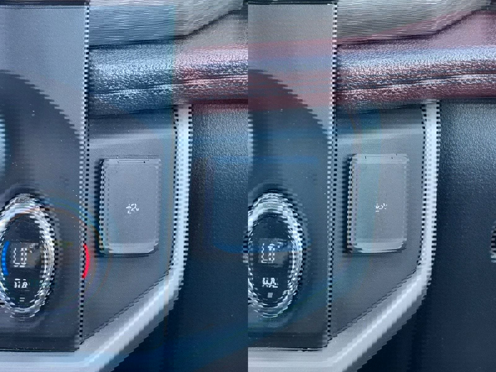 Used 2023 Ford Expedition Max Limited image 28