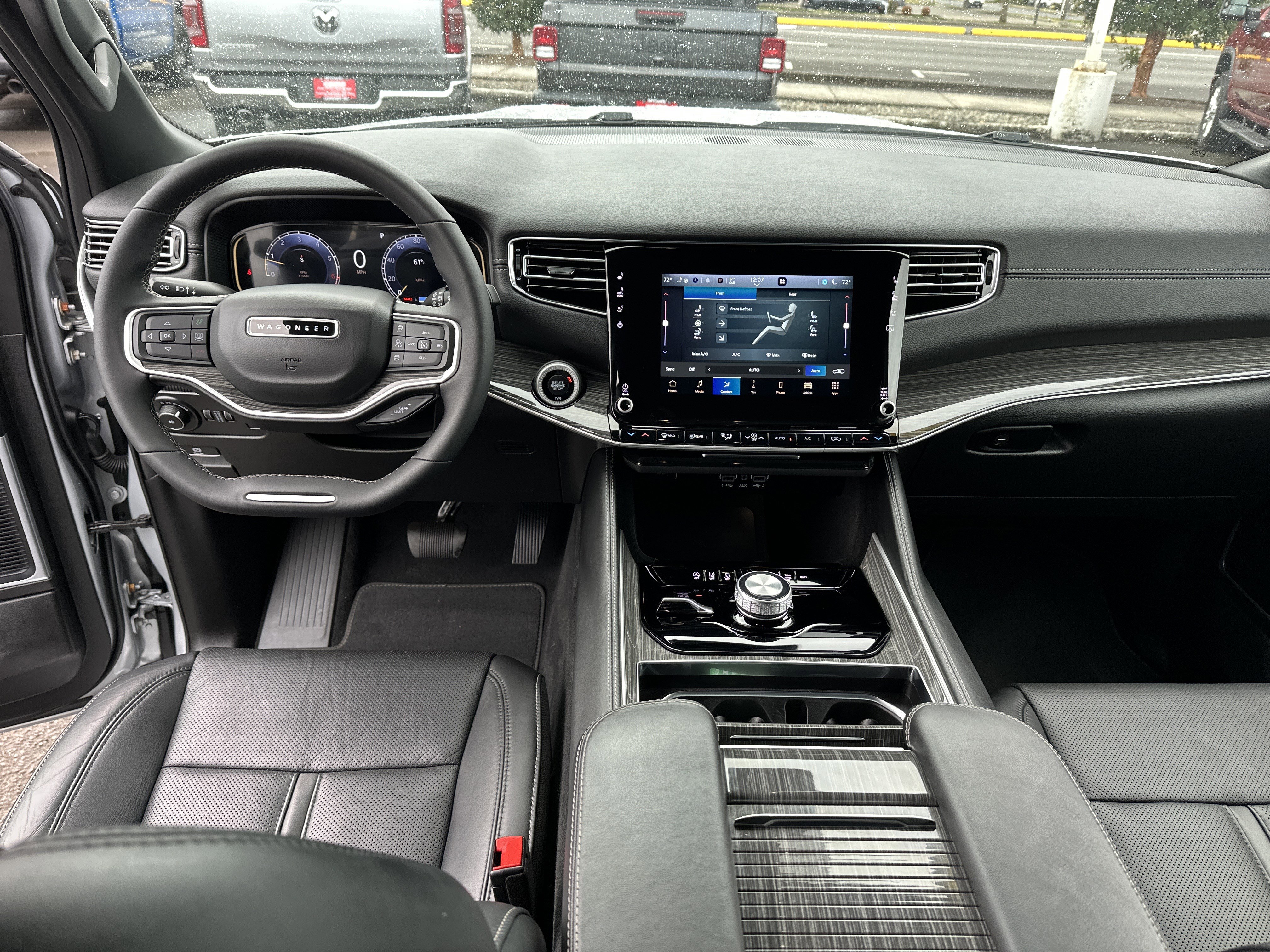 Used 2022 Jeep Wagoneer Series II image 11