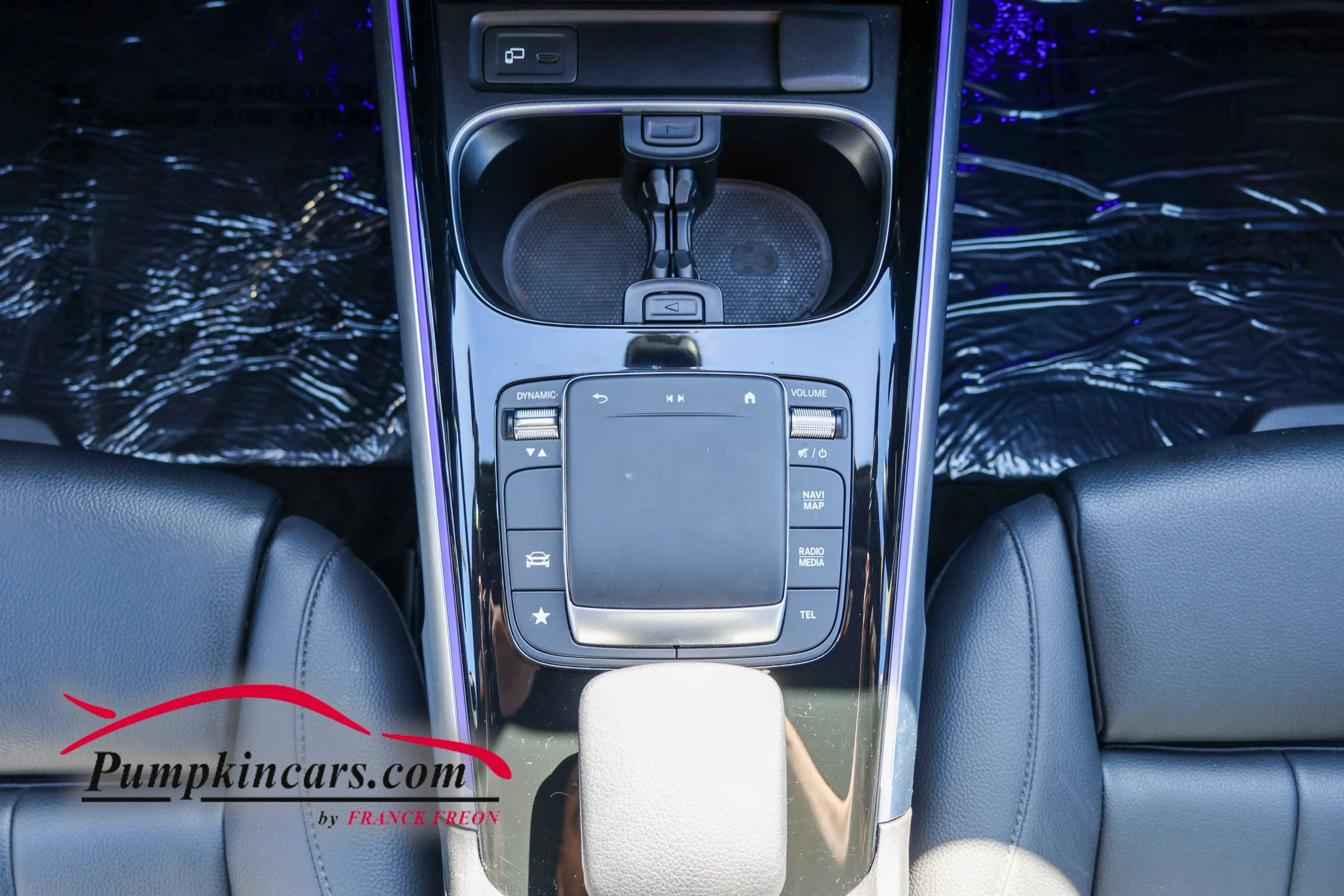 Used 2023 Mercedes-Benz GLB 250 4MATIC w/ Premium Package image 38