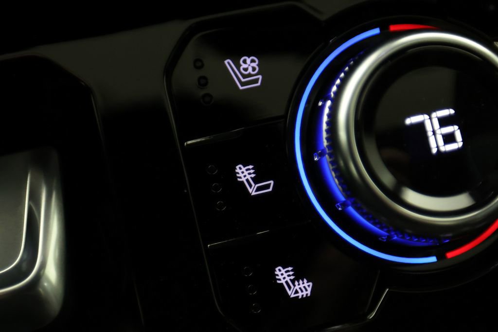 Used 2026 GMC Sierra 2500 AT4X image 26