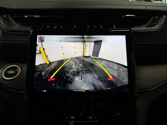 Used 2025 Jeep Grand Cherokee Overland w/ Trailer Tow Package image 15