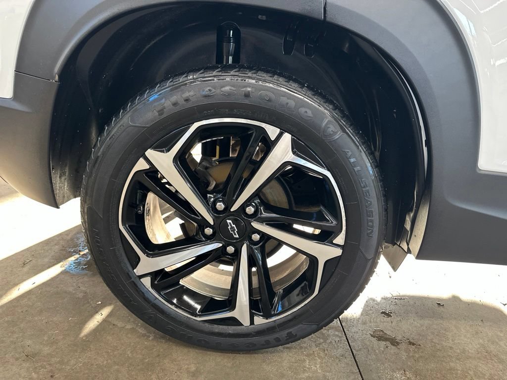 Used 2021 Chevrolet TrailBlazer RS w/ Convenience Package AWD/4WD image 35