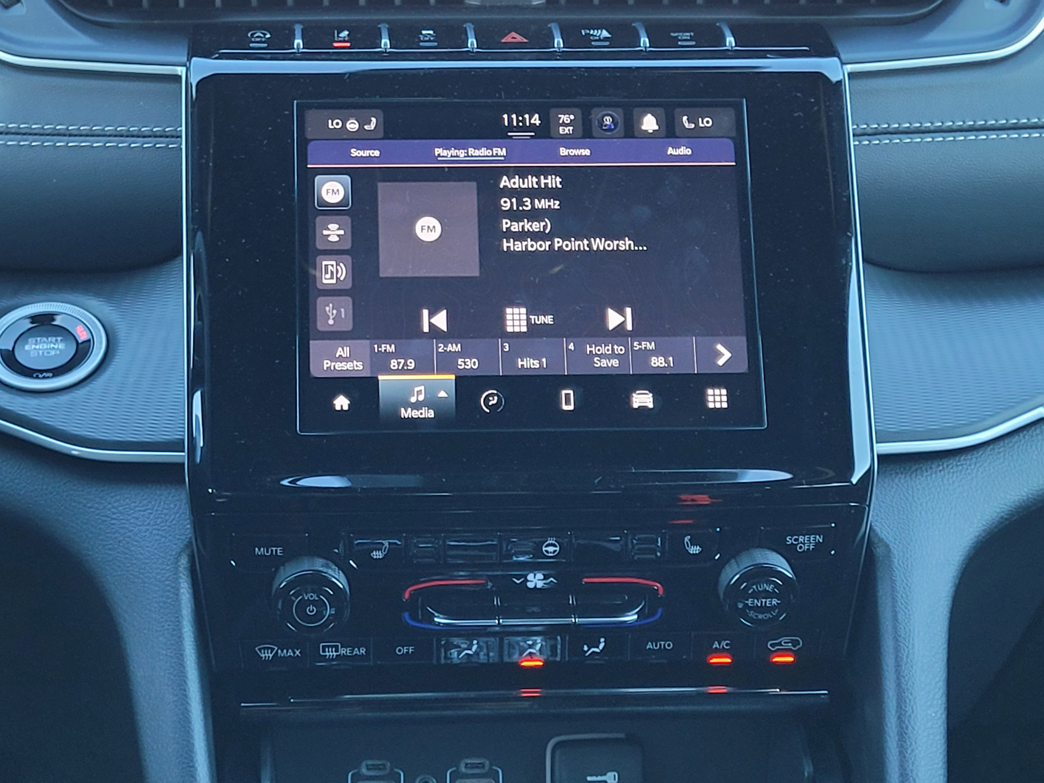 New 2025 Jeep Grand Cherokee L Altitude image 15