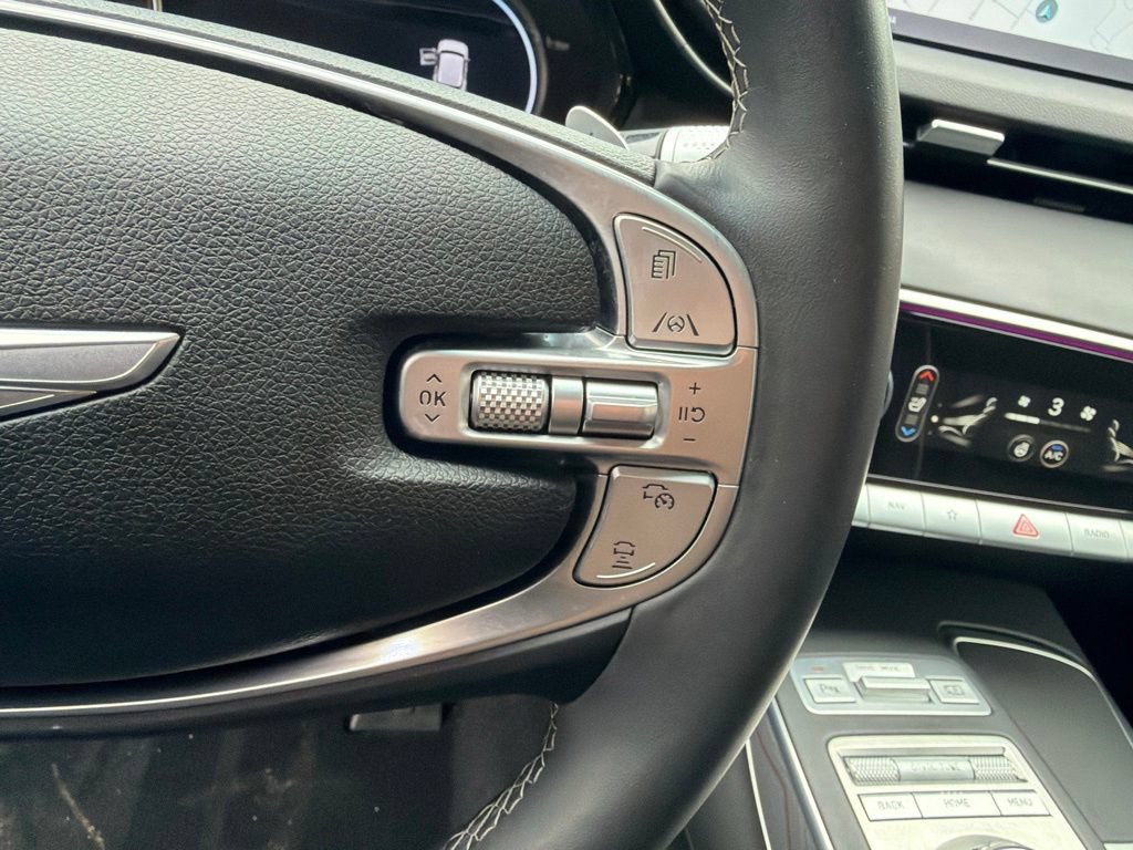 Used 2023 Genesis GV70 2.5T w/ Advanced Package AWD/4WD image 19