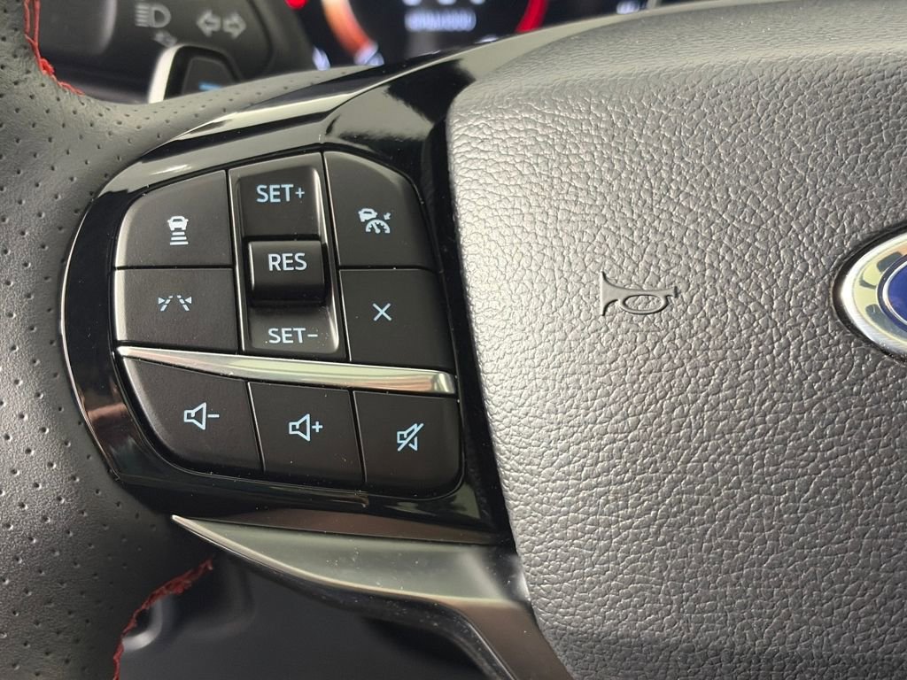 Certified 2025 Ford Explorer ST image 17