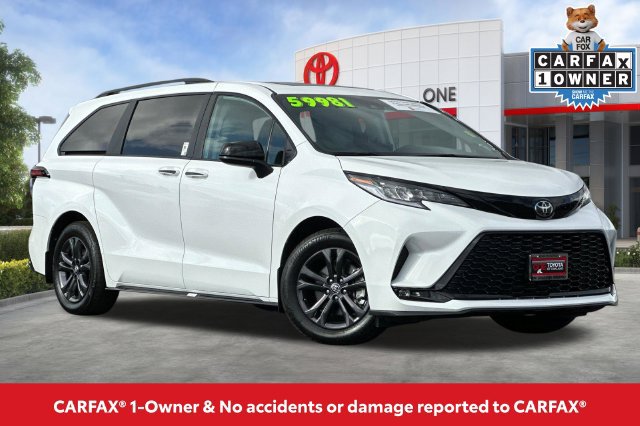 Certified 2026 Toyota Sienna XSE AWD/4WD image 2