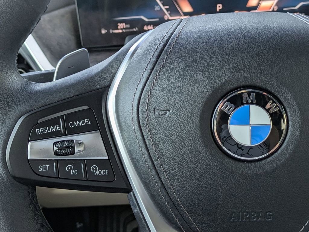 Used 2025 BMW X5 xDrive40i w/ Executive Package image 15