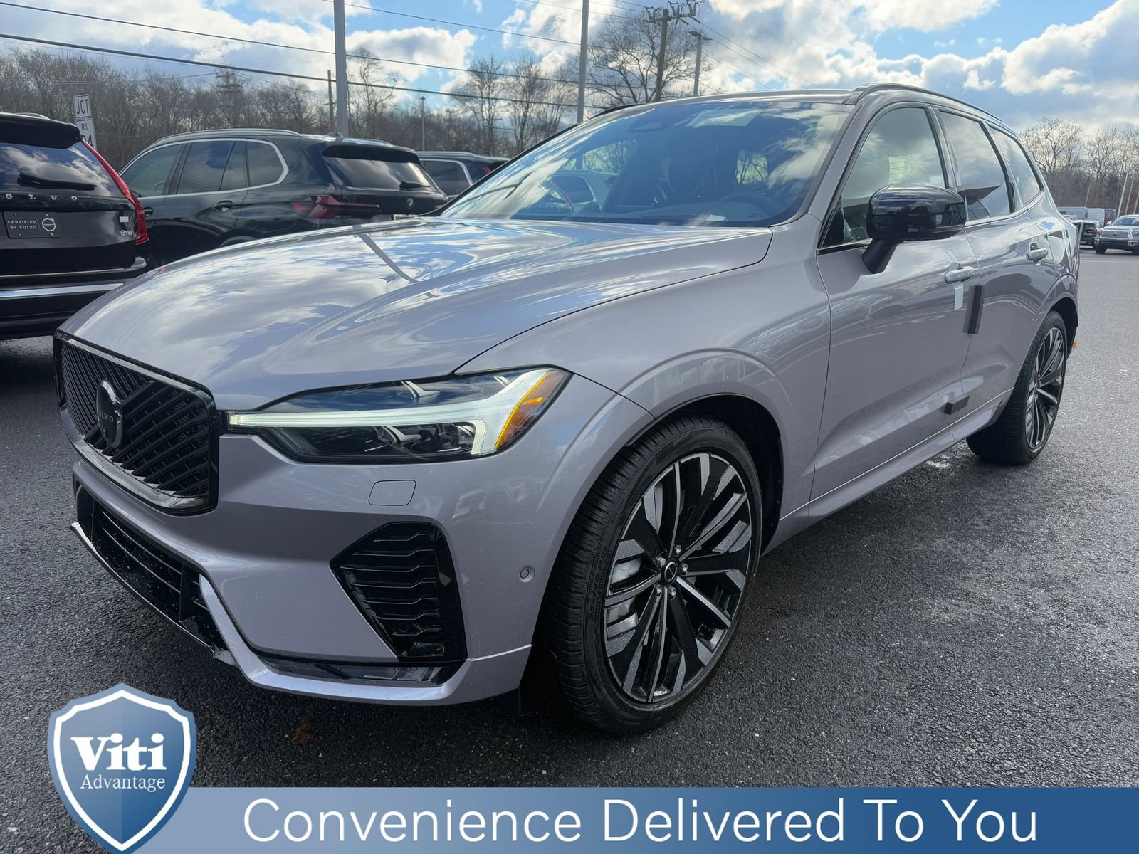 New 2026 Volvo XC60 B5 Ultra w/ Protection Package Premier AWD/4WD image 4