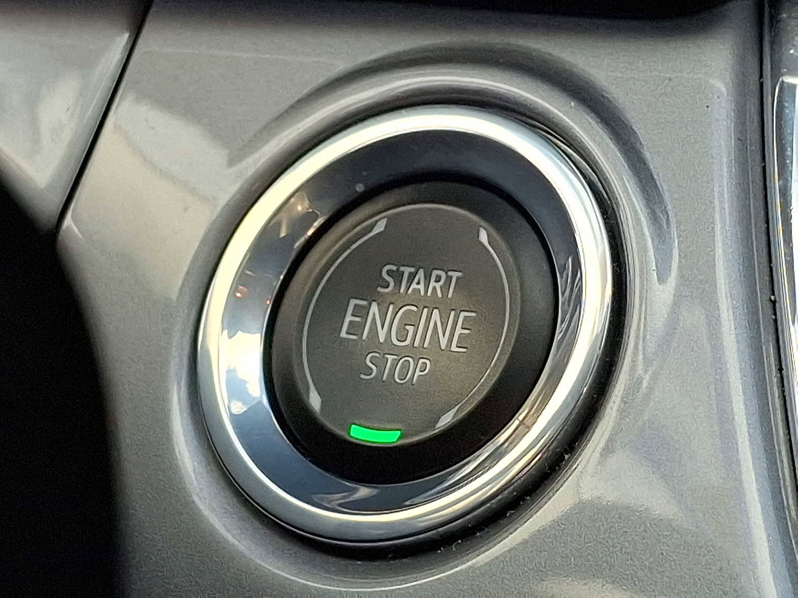 Used 2024 Chevrolet Trax LT w/ Driver Confidence Package image 23