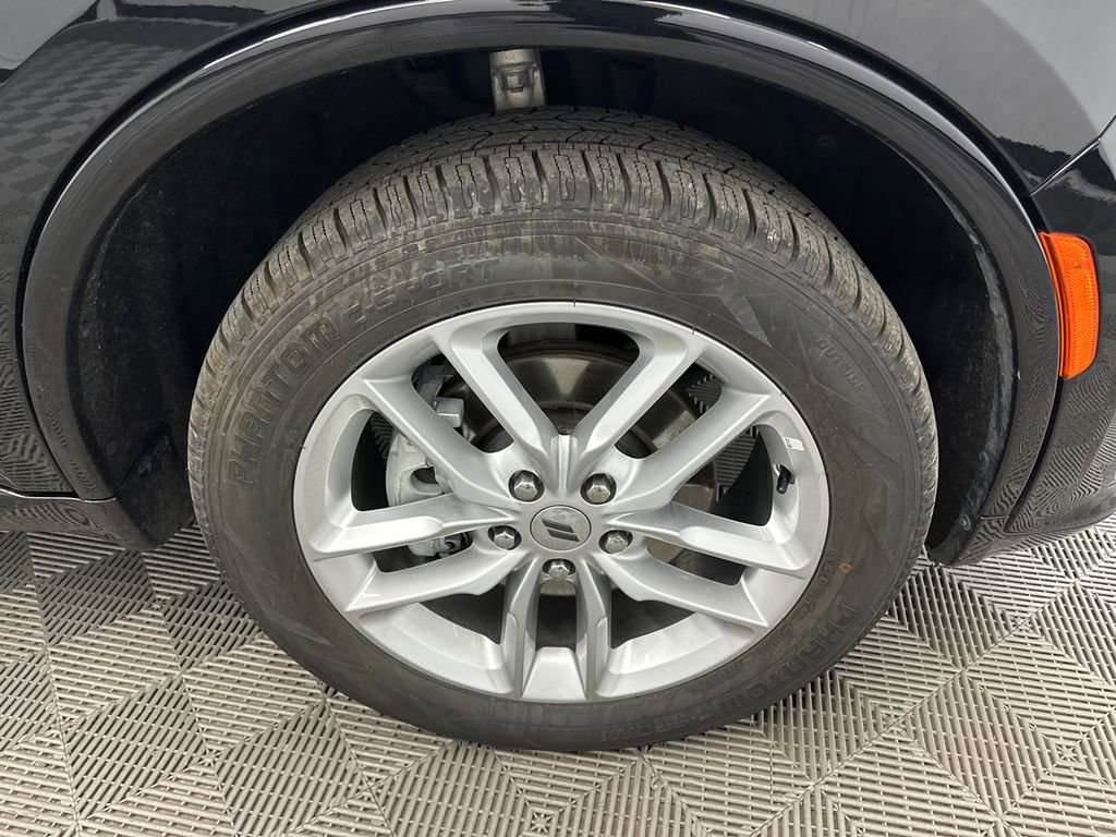 Used 2023 Dodge Durango GT AWD/4WD image 14