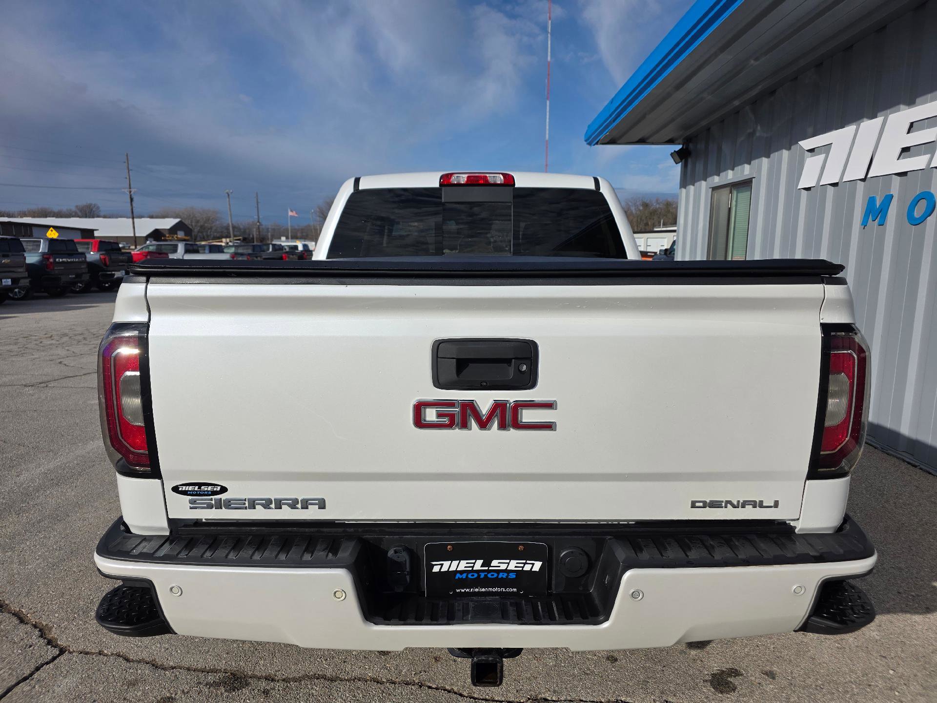 Used 2016 GMC Sierra 1500 Denali w/ Denali Ultimate Package image 7