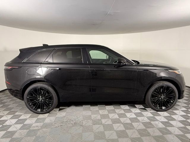 New 2026 Land Rover Range Rover Velar Dynamic SE image 10