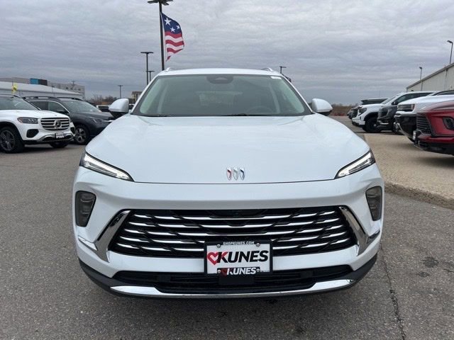 New 2025 Buick Envision Preferred image 3