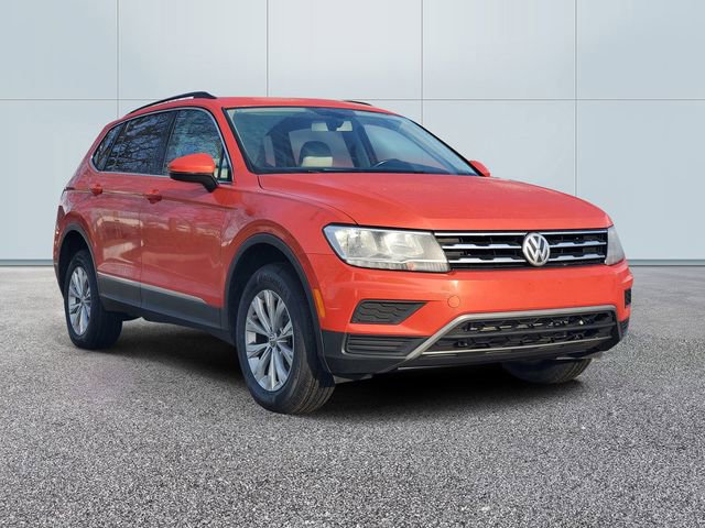 Used 2018 Volkswagen Tiguan SE AWD/4WD image 3
