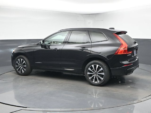 Used 2024 Volvo XC60 B5 Core w/ Climate Package AWD/4WD image 6