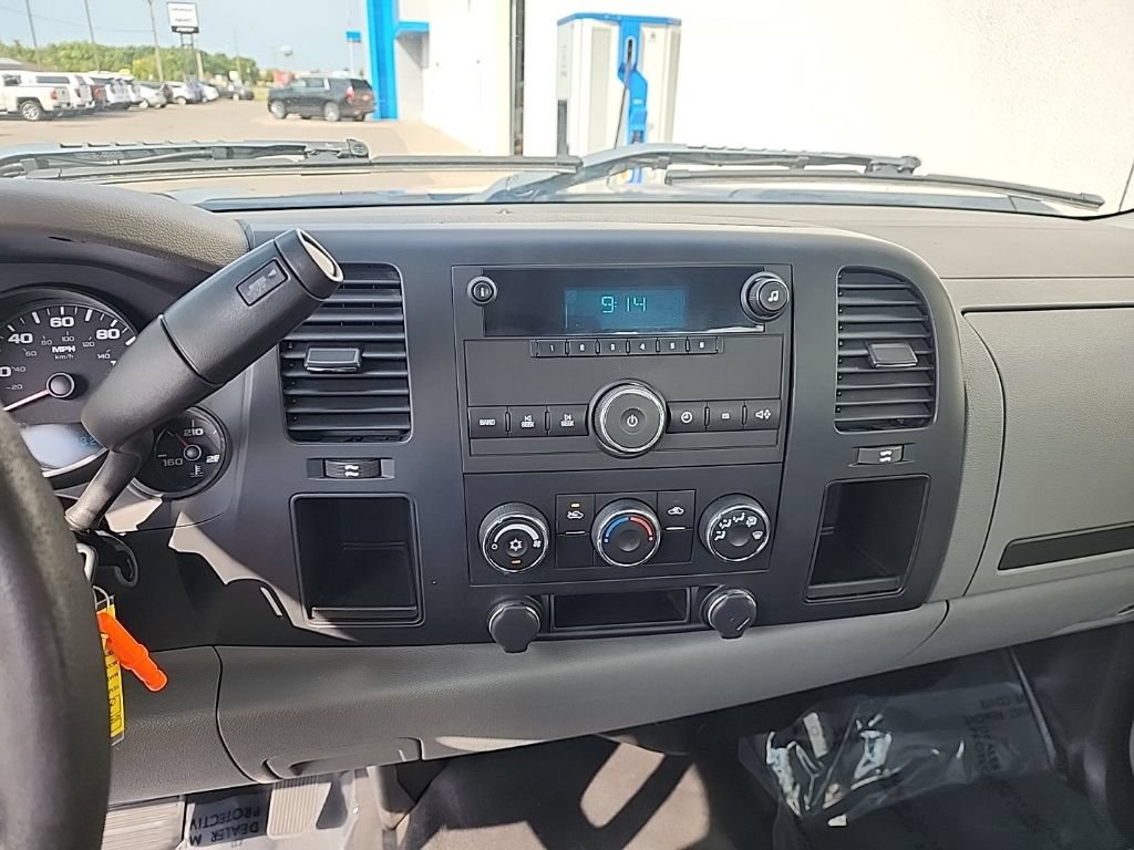 Used 2007 Chevrolet Silverado 1500 W/T w/ Towing Package RWD image 13