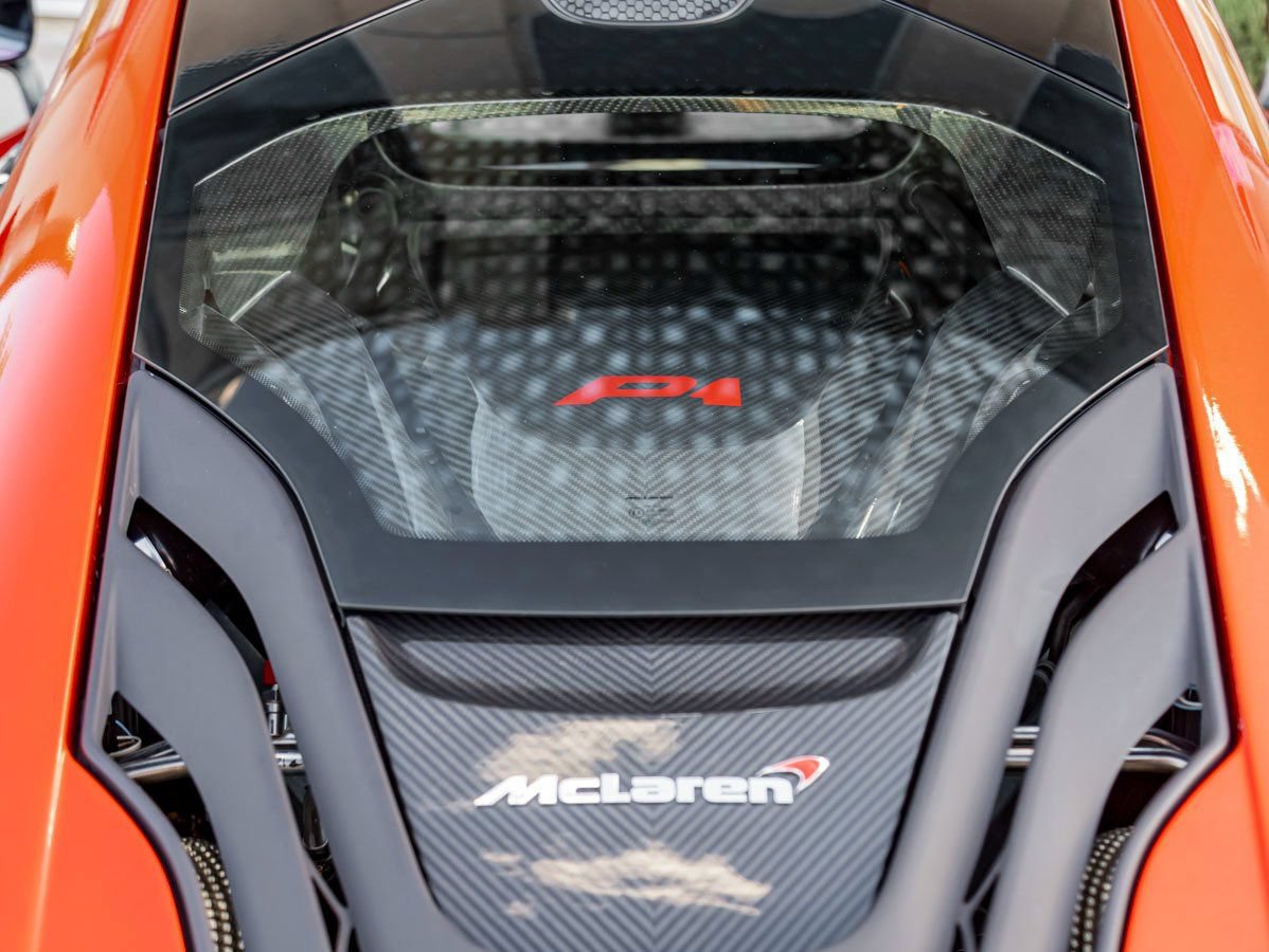 Used 2015 McLaren P1 RWD image 19