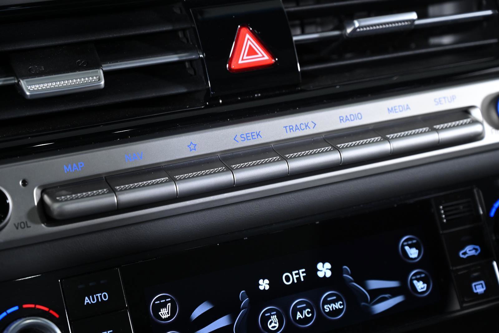 Used 2024 Genesis G70 3.3T Advanced w/ Sport Prestige Package image 20