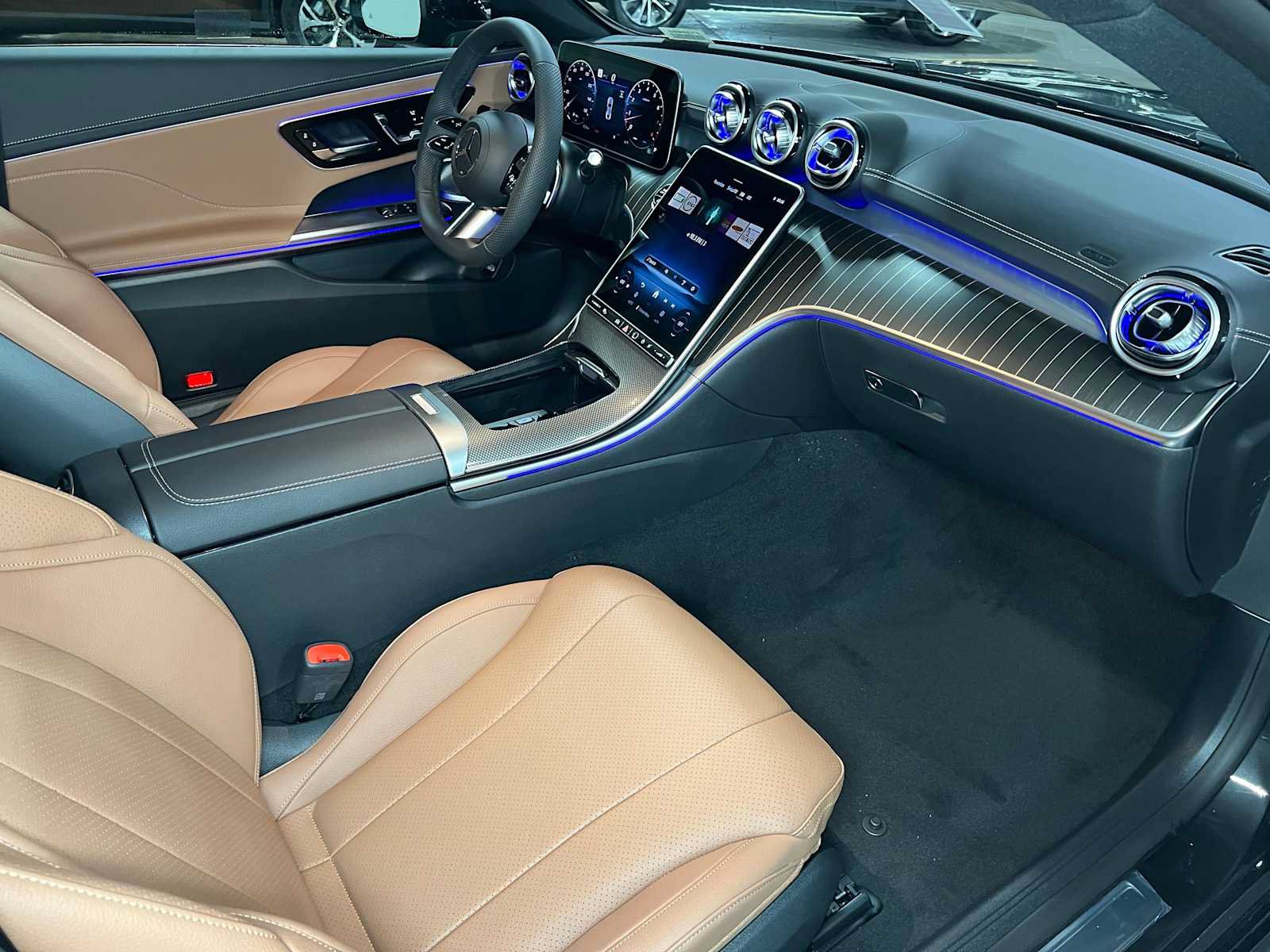 New 2026 Mercedes-Benz CLE 300 4MATIC Coupe image 11