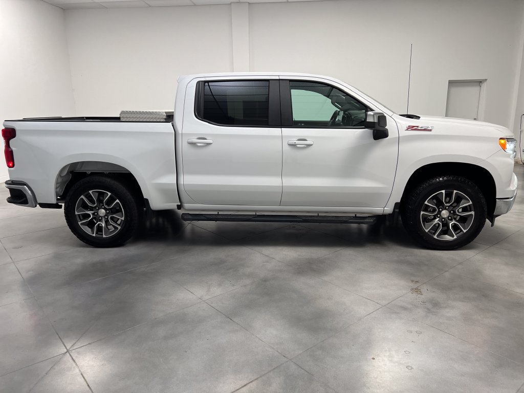 Used 2024 Chevrolet Silverado 1500 LT w/ All Star Edition Plus AWD/4WD image 10
