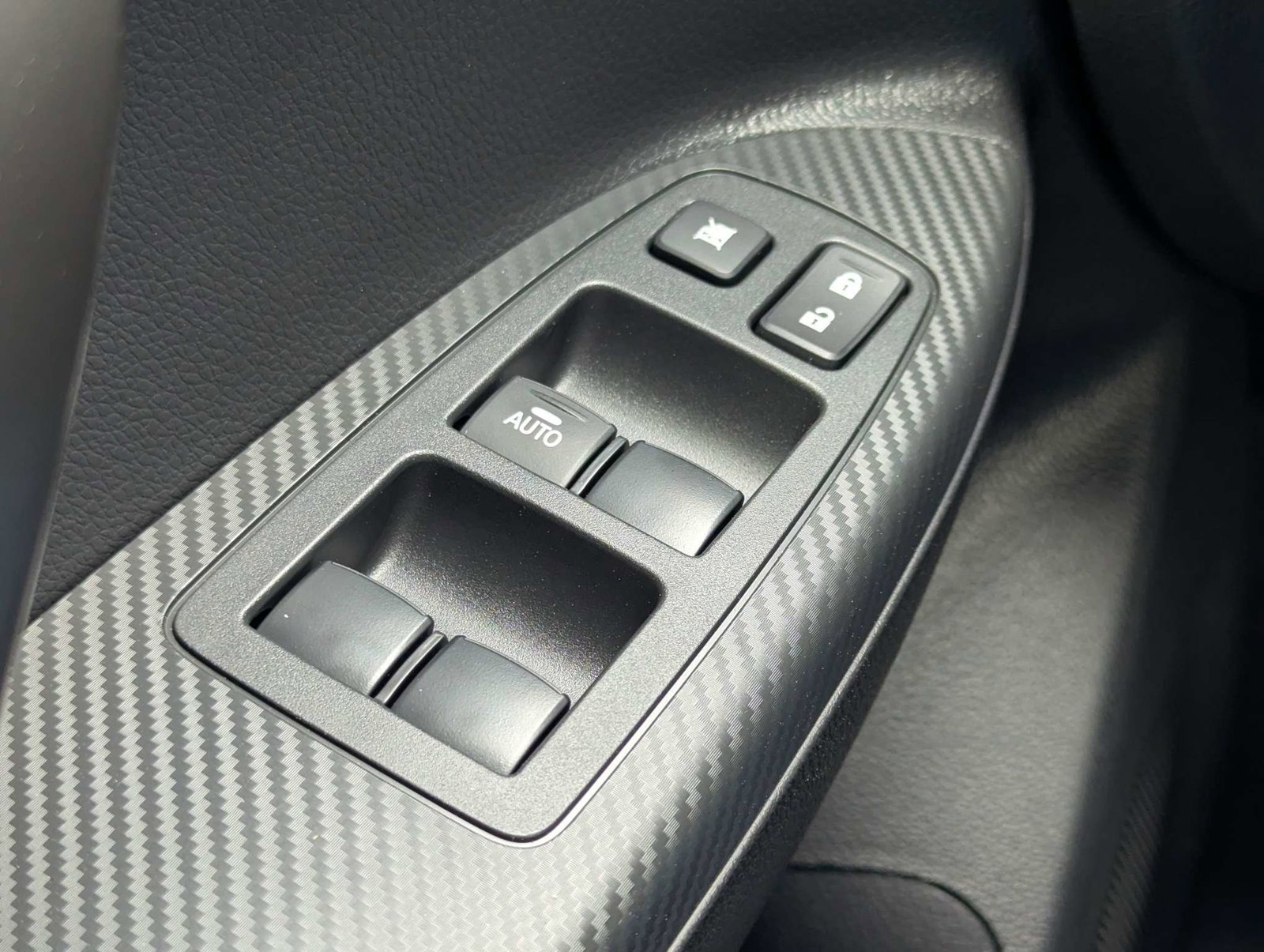 New 2026 Mitsubishi Eclipse Cross AWD image 23
