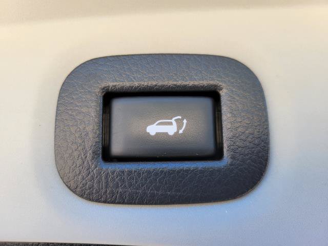 Used 2020 Nissan Rogue SV AWD/4WD image 9