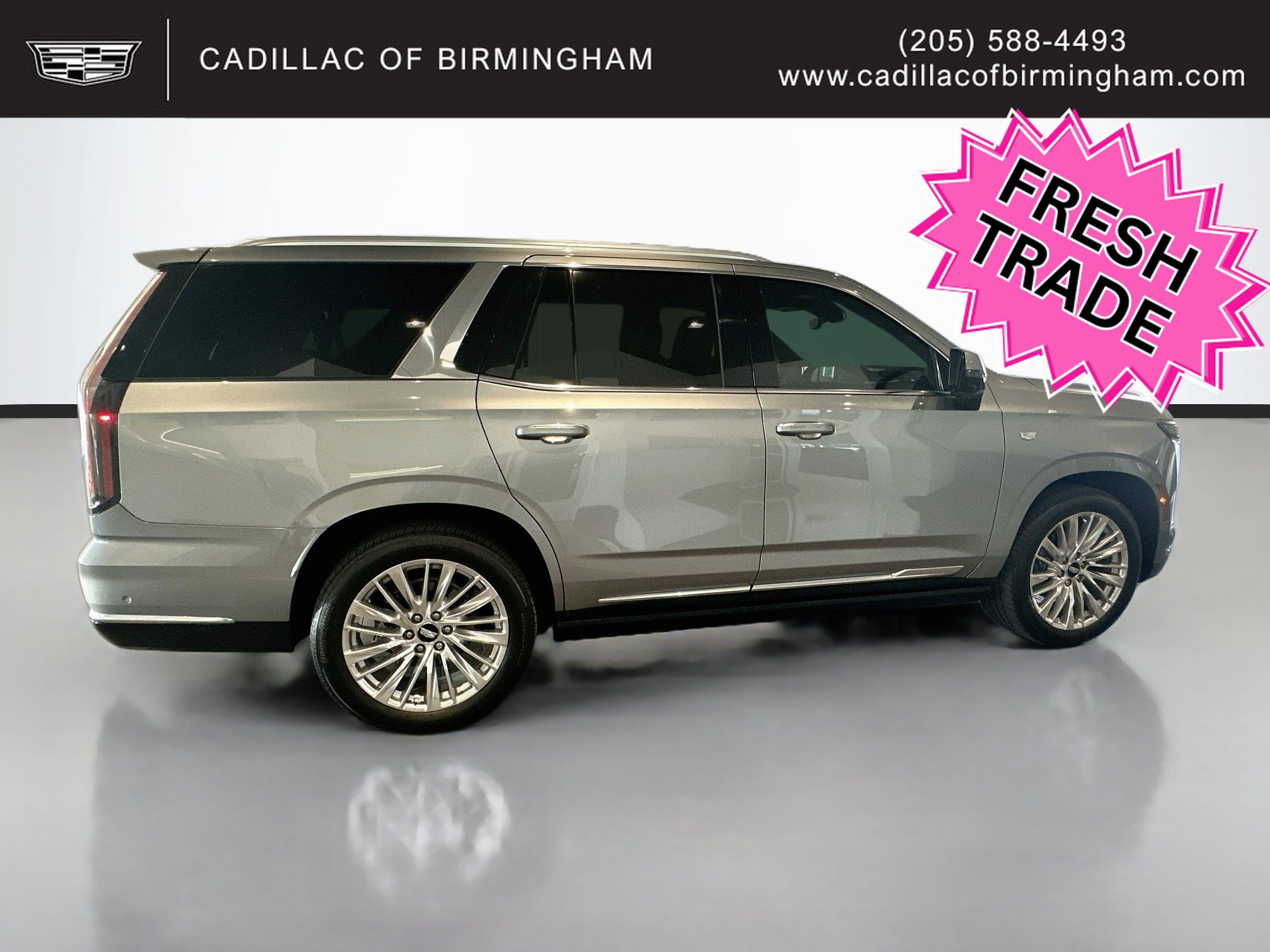 Used 2025 Cadillac Escalade Premium Luxury w/ Touring Package AWD/4WD image 4