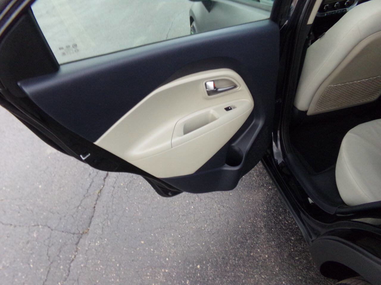 Used 2012 Kia Rio LX w/ PWR Pkg image 14