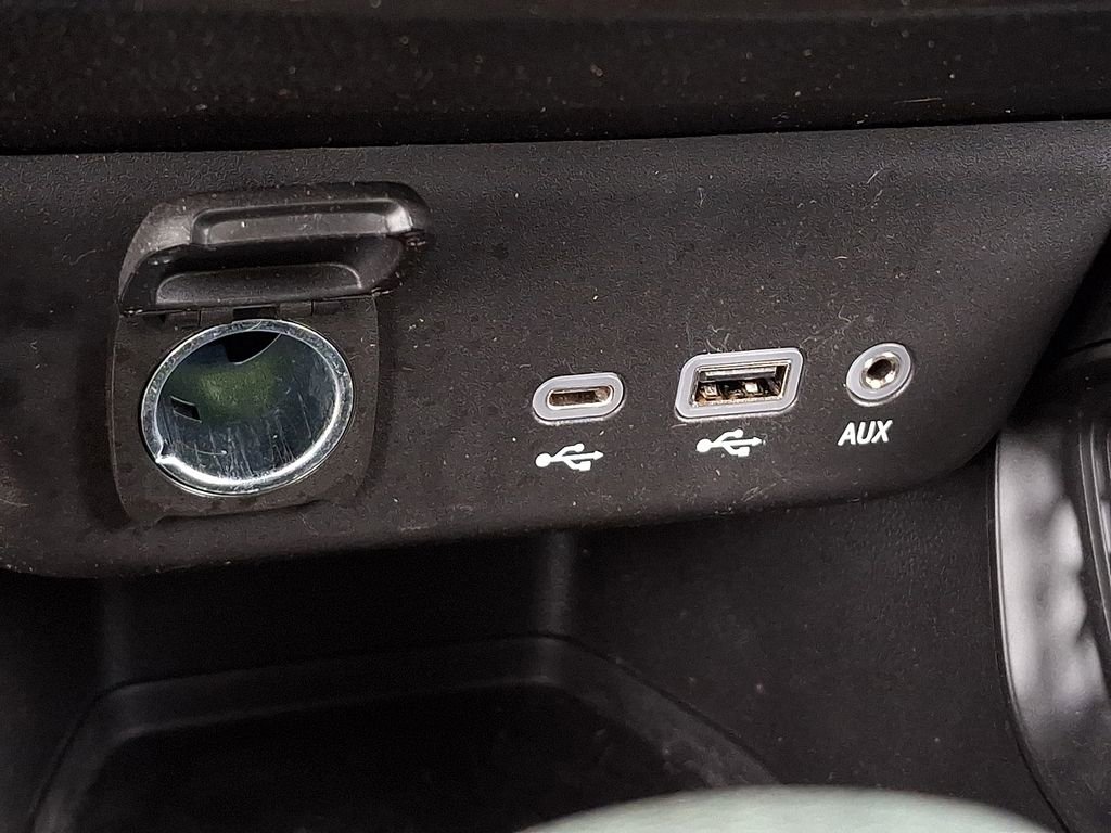 Used 2023 Chevrolet TrailBlazer LT w/ Convenience Package AWD/4WD image 24