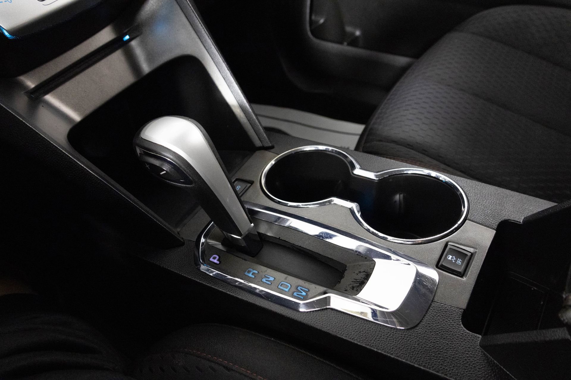 Used 2015 Chevrolet Equinox LS image 25