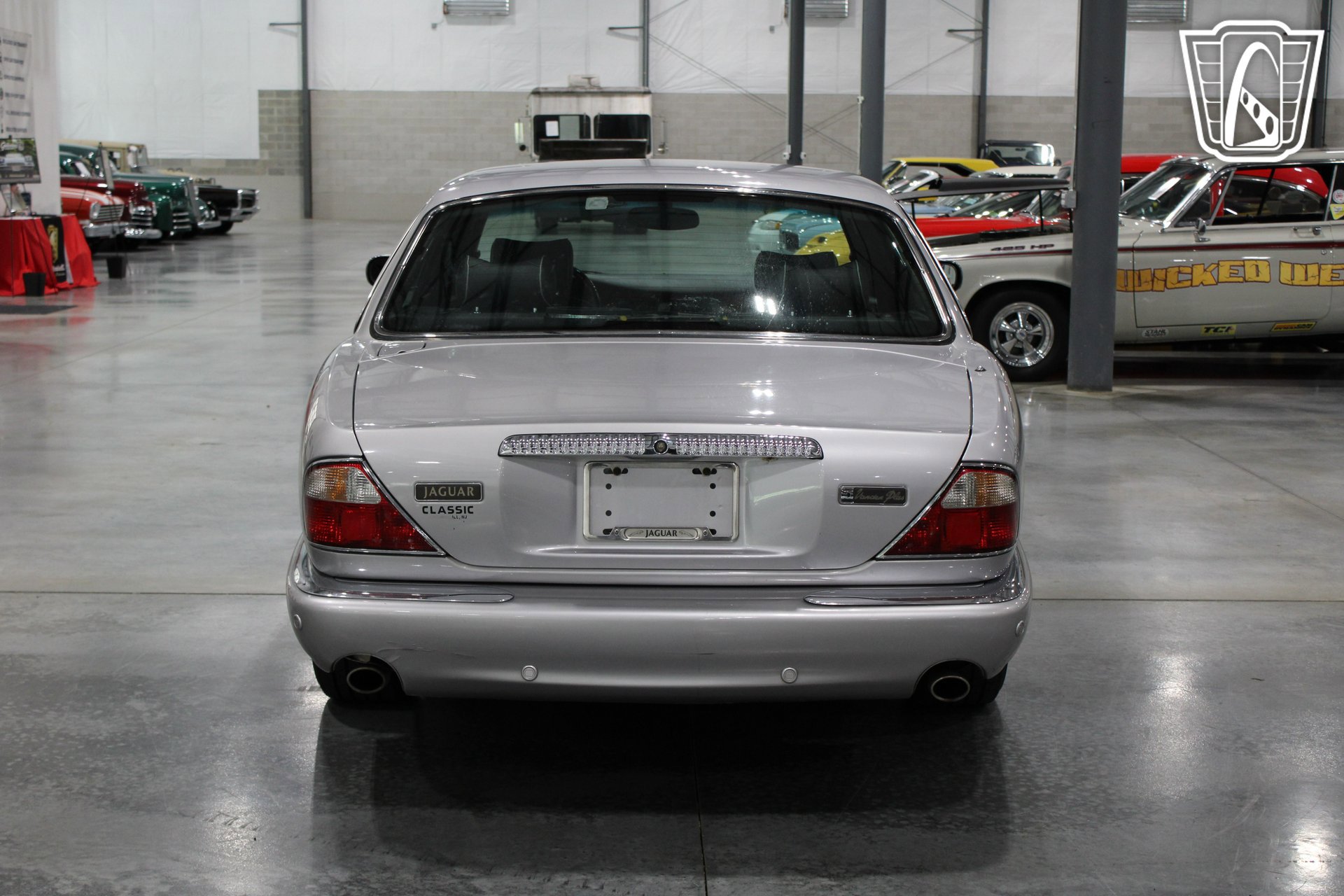 Used 2002 Jaguar XJ8 L Vanden Plas image 19