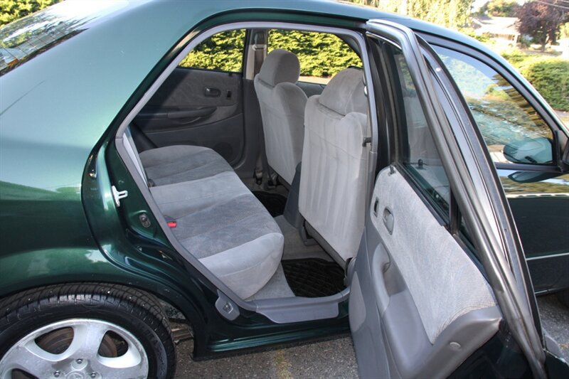 Used 1999 MAZDA Protege ES FWD image 6