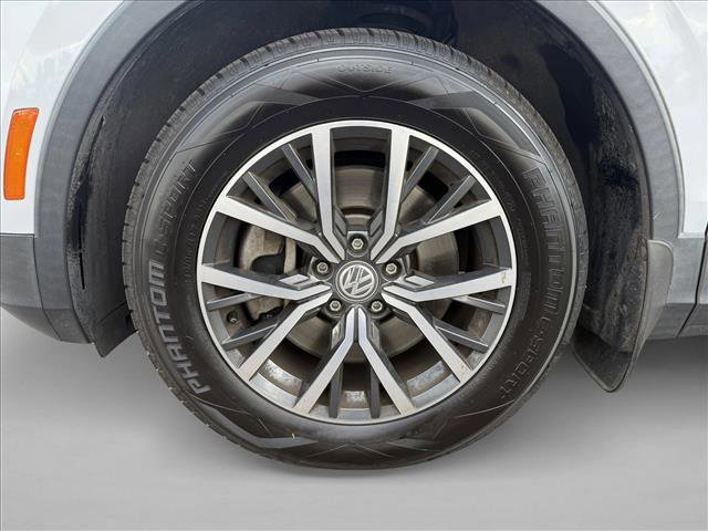 Used 2019 Volkswagen Tiguan SE image 24